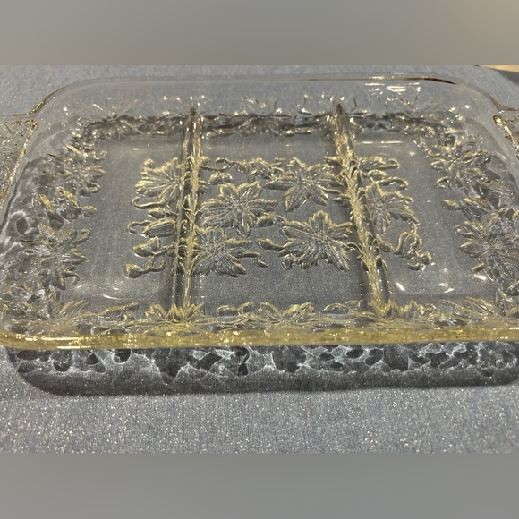 Princess House “Fantasia” Crystal Poinsettia divided serving platter. 7”x12.5” - Picture 2 of 11